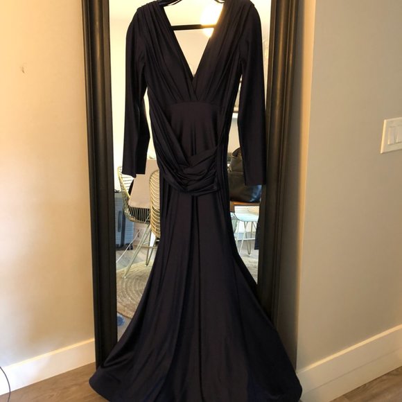 Navy Long Sleeved Gown - Picture 5 of 10
